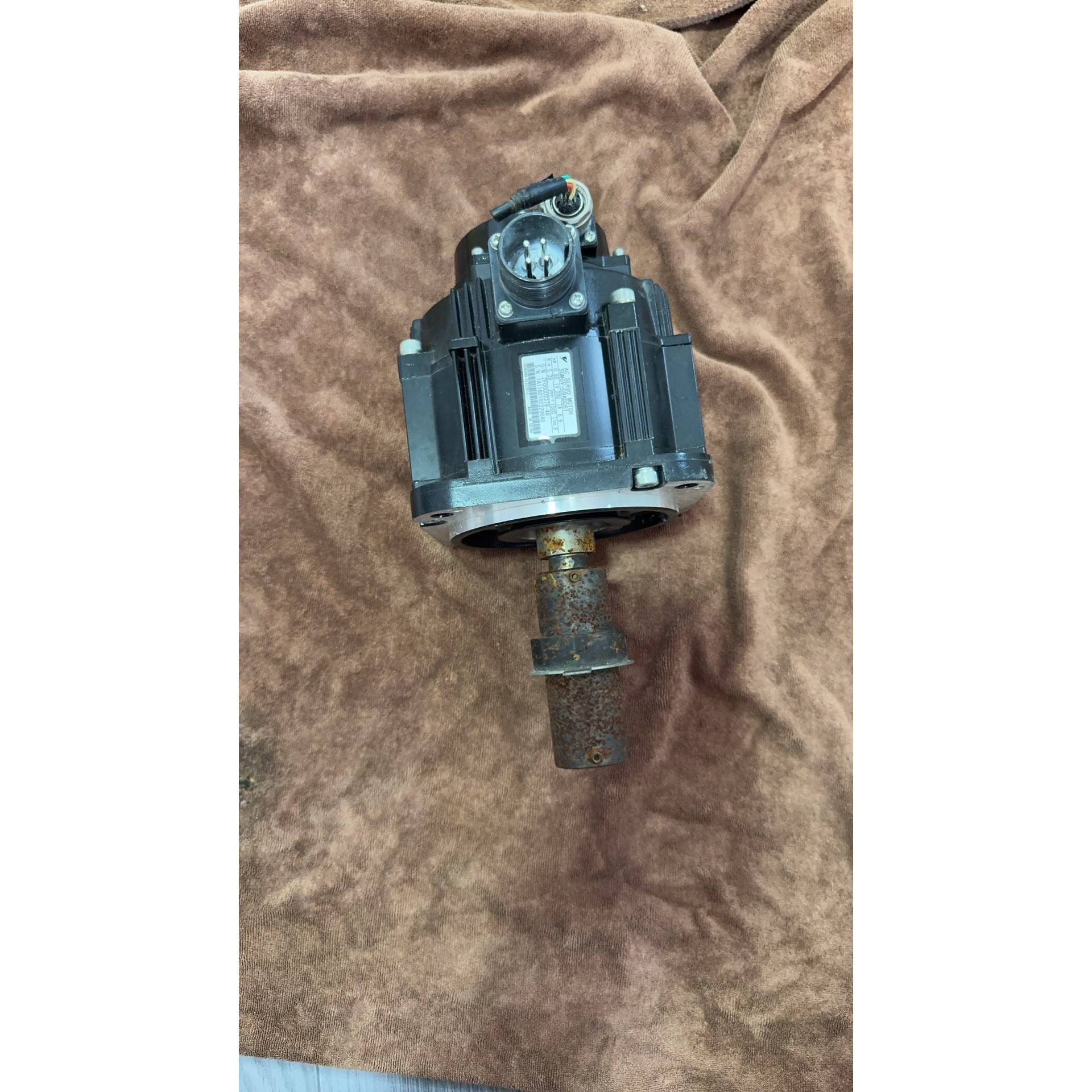 安川私服电机,SGMGV-09ADC61,一台,450不议价产品