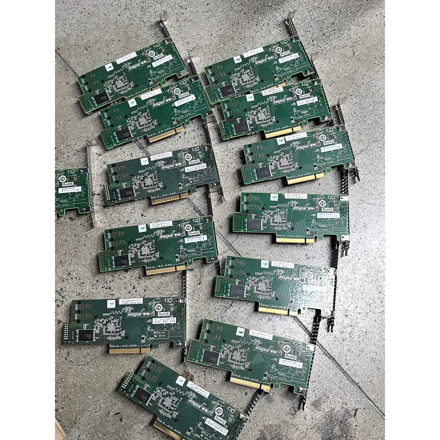 阵列卡   YZCA-00424-101  SAS   30议价产品