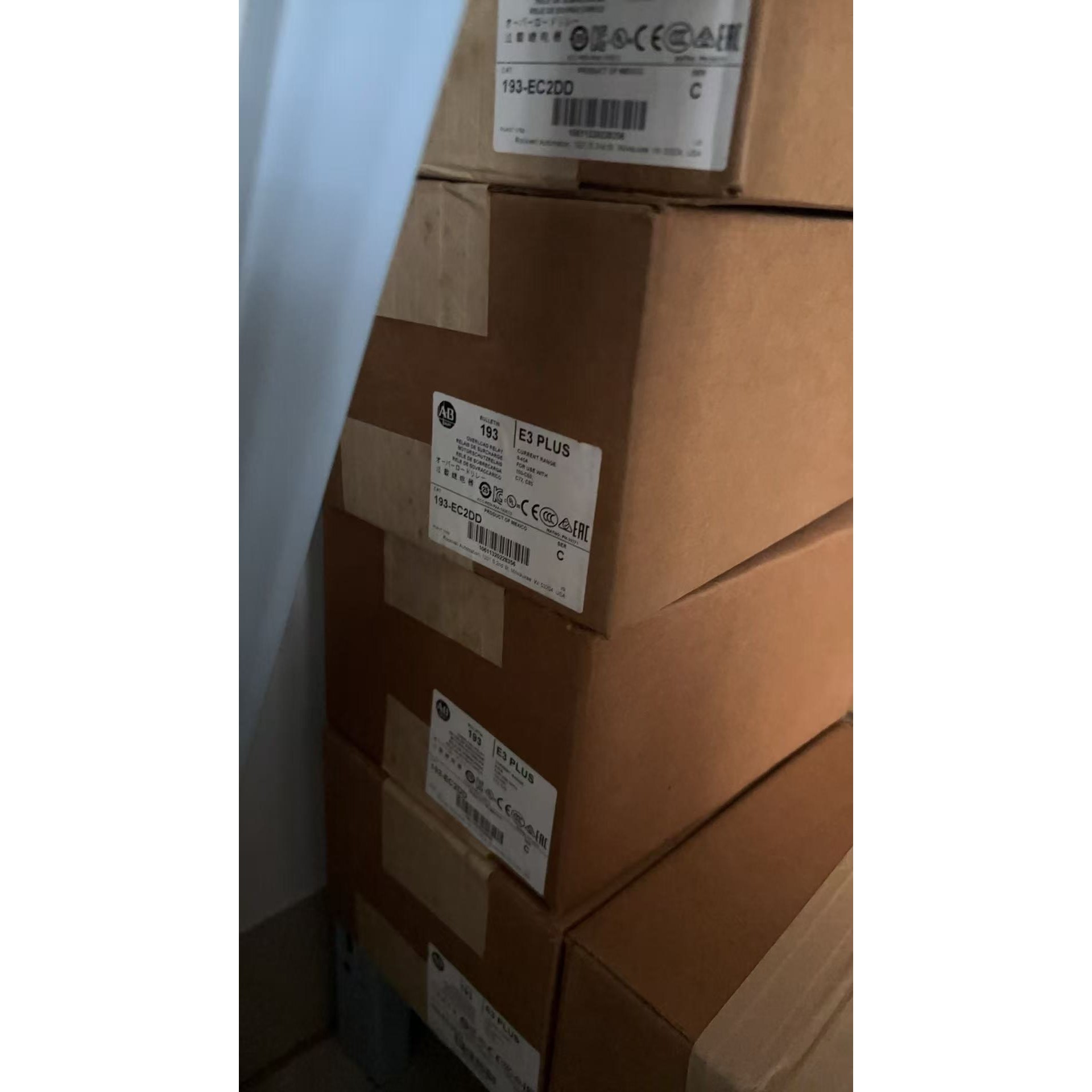 AB 193-EC2DD E3 PLUS过载继电器议价产品