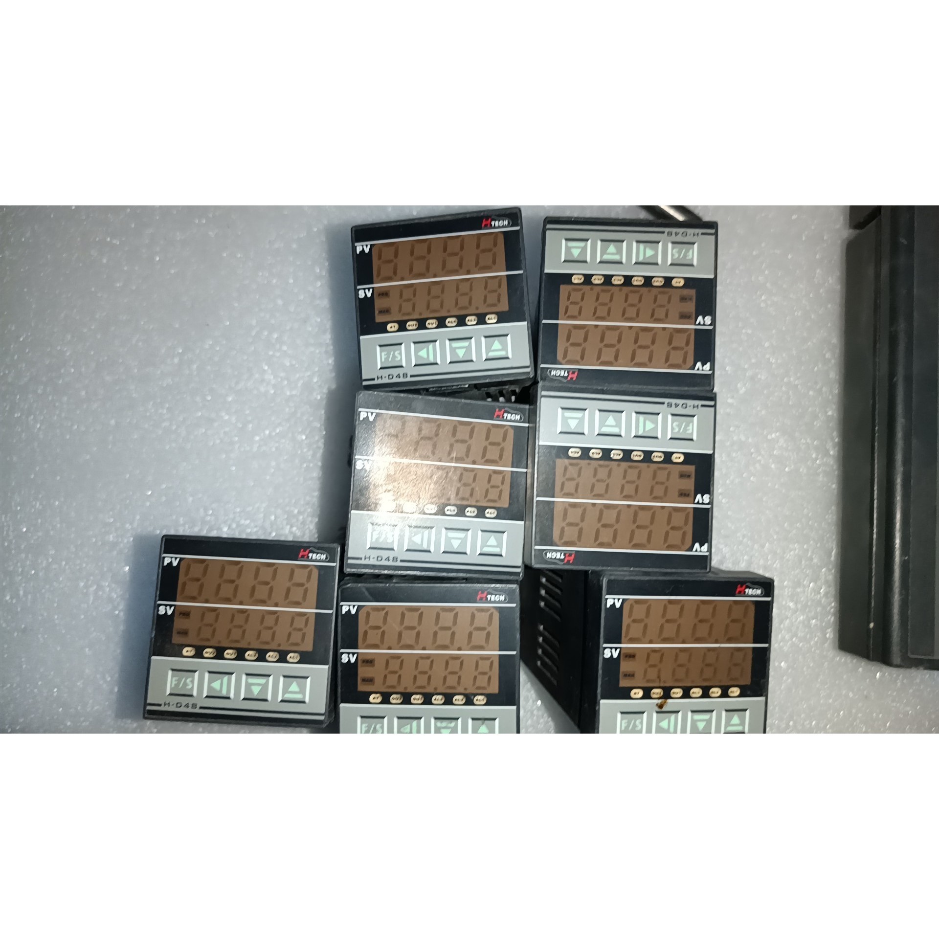 台湾HTECH温控器H-D48-1202-000,二手拆机,议价产品