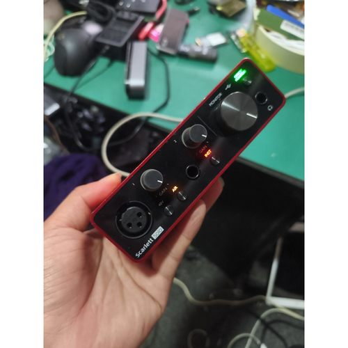福克斯特声卡  Focusrite Scarlett S议价产品