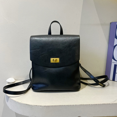 玛莎时尚简约锁扣双肩包复古学院风翻盖书包女2026新款高级感背包