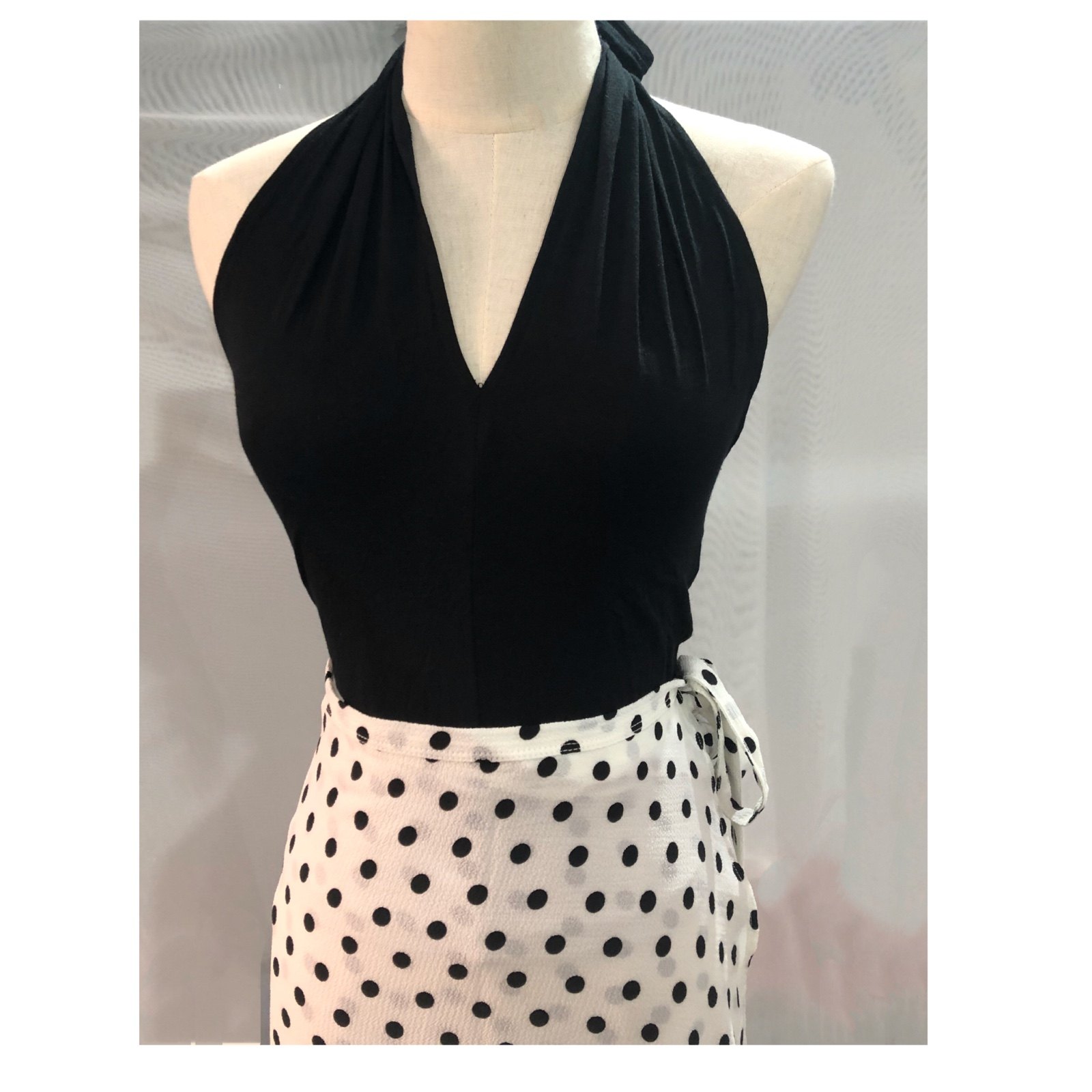 晚时光自制吊带背心女百搭黑色v领复古系脖吊带挂脖露背性感吊带