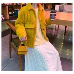 《秒杀-》仿貂外套女冬季宽松短款夹克(微瑕颜色或有不均接受拍