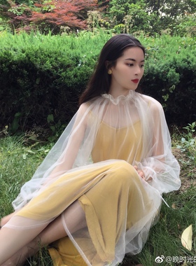 晚时光秒杀度假旅游chao显白舒适黄色宽松吊带裙 售完无