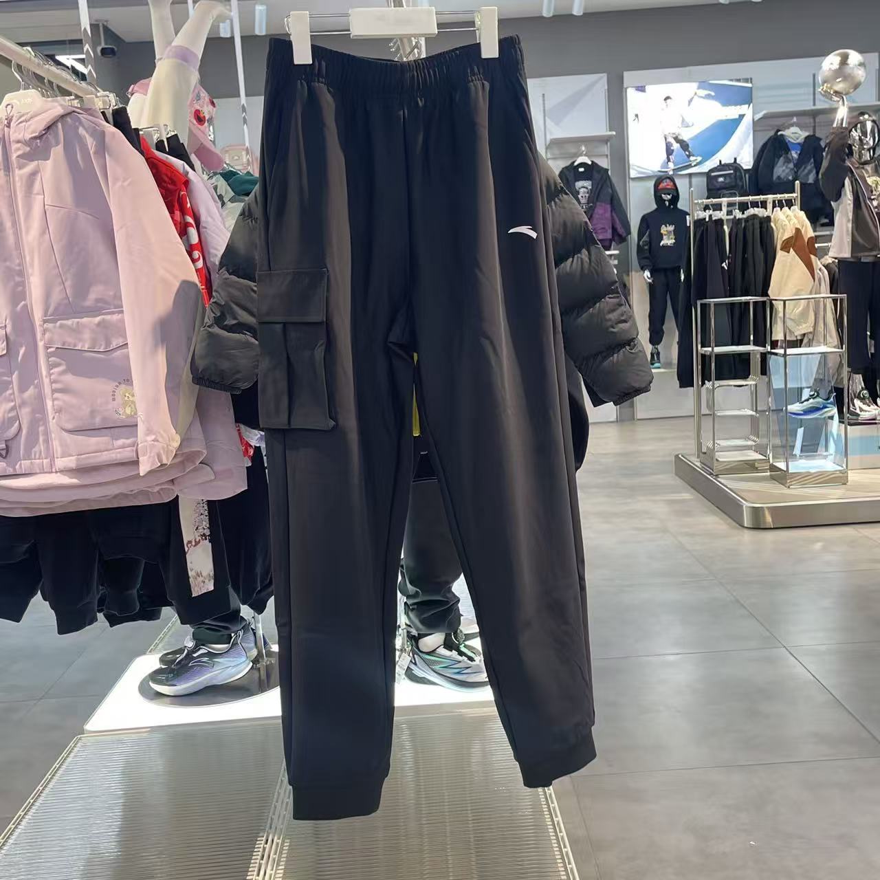 安踏2025冬男童暖绒针织运动长裤