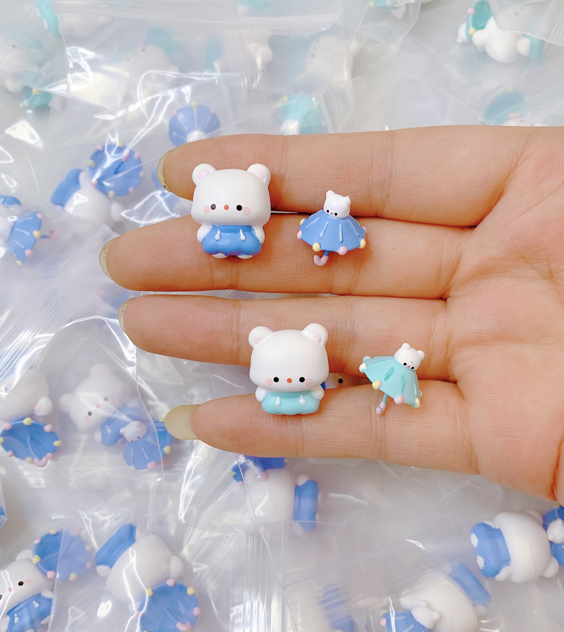 散货雨伞小熊.小熊和雨伞可分开搭配