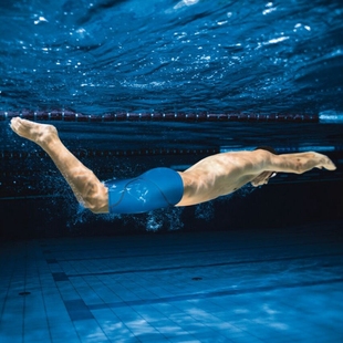 泳联标POWERSKIN及膝鲨鱼皮泳裤 男 arena意大利版 快速泳裤