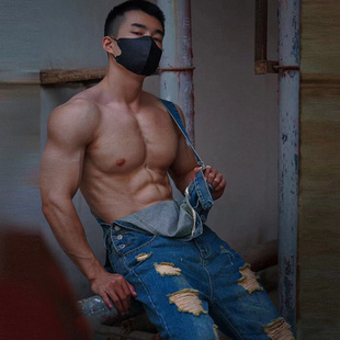 辉先生 男士工装牛仔背带裤ins破洞裤子美式宽松网红连体吊带裤潮