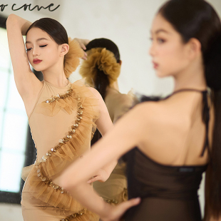 星木漾舞服「BlingBling」亮片点缀连体吊带拉丁舞练功服表演服