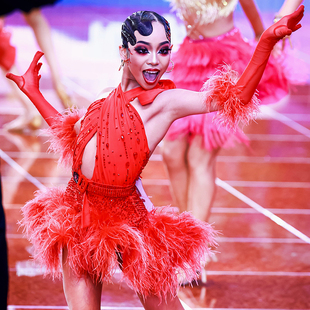 星辰舞服拉丁舞花服比赛服绯红全钻鸵鸟毛优雅高级女童成人演出服