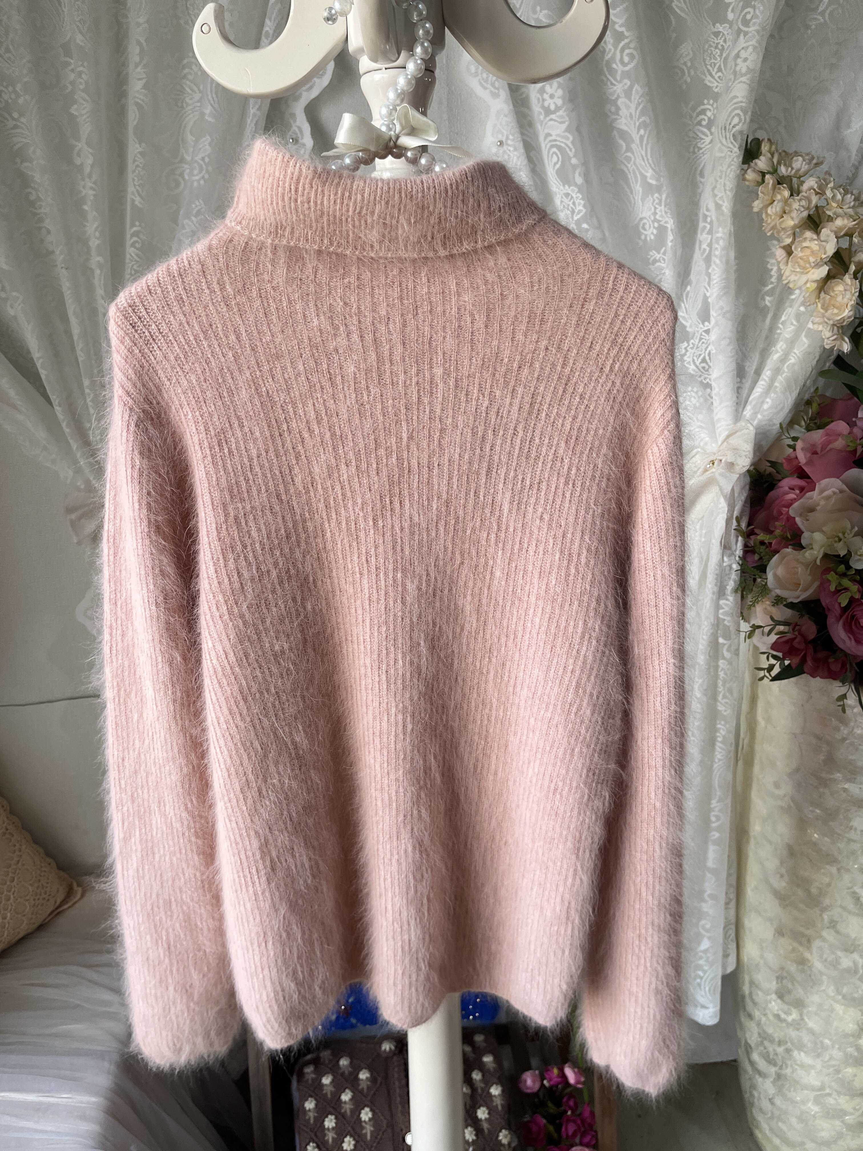 日系甜美风淡粉色高领软糯针织上衣女秋冬长毛兔毛超柔软套头毛衣