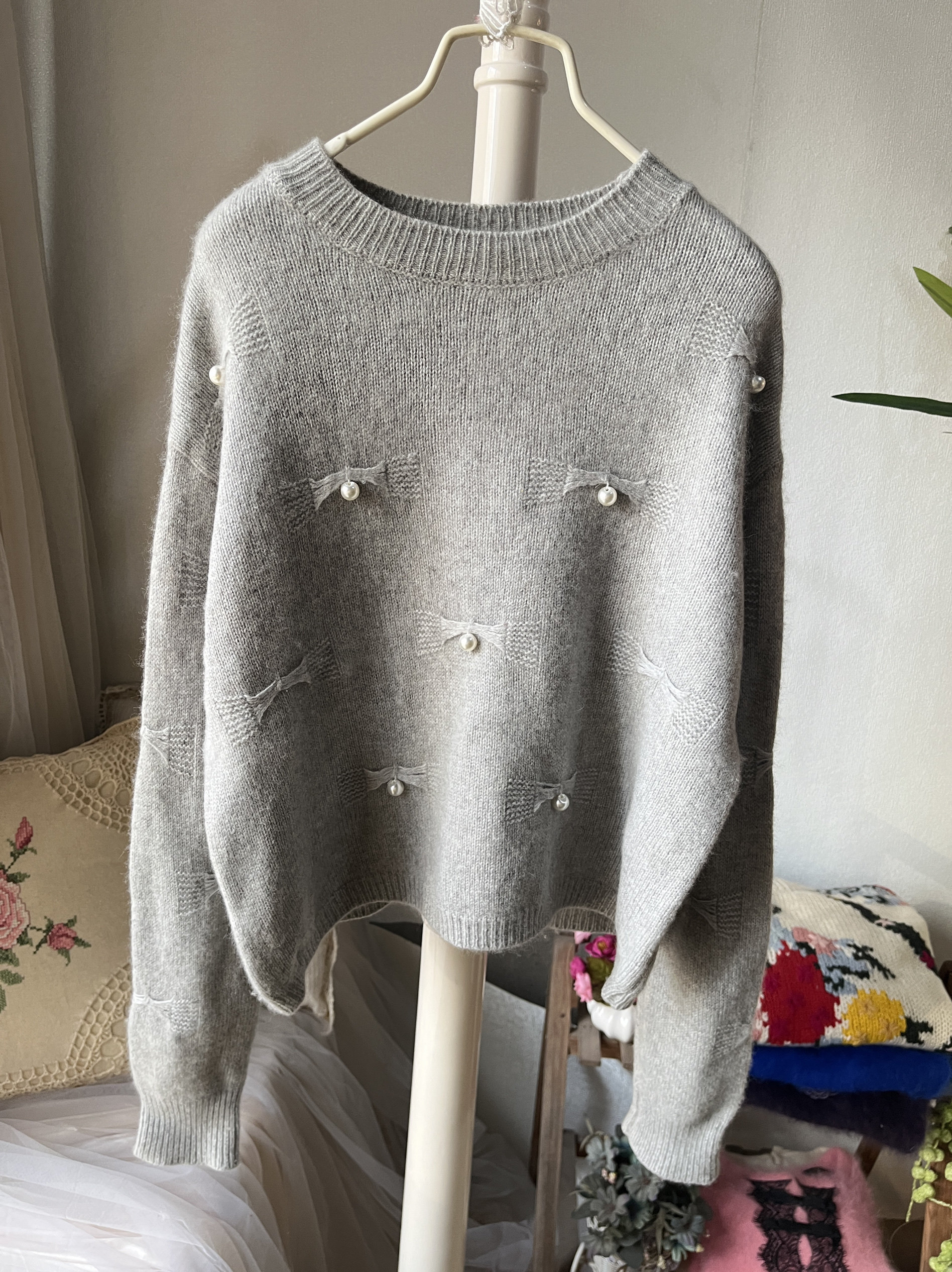 日制复古文艺森系少女感蝴蝶结浅灰色钉珠纯羊毛开衫毛衣外套