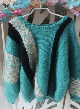 绿色多彩竖条纹性感大圆领蝙蝠袖宽松绞花毛衣尖货纯马海毛