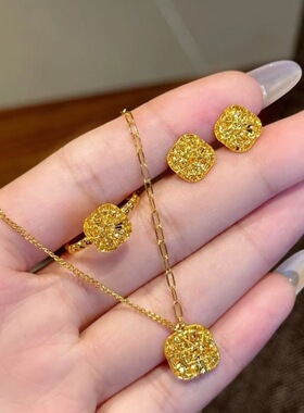 归真居镀24k真金花丝方糖吊坠项链黄金色百搭感轻奢饰品锁骨