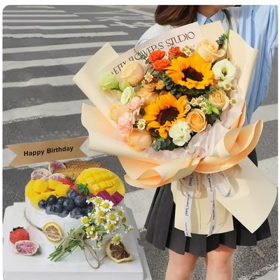 泗洪县泗洲商城花园口国际广场尖莎咀Mini茂玫瑰花生日蛋糕鲜花店