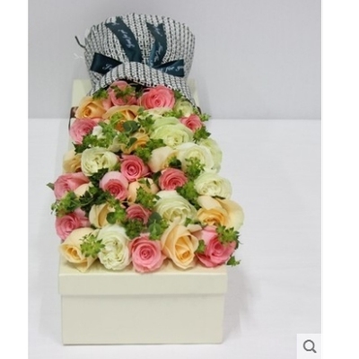 天津西青区梅江会展西青大学城王稳庄鲜花店蛋糕店速递玫瑰花束