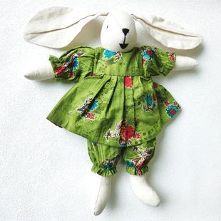 兔子玩偶 可穿脱衣服 布娃娃 Nepal手工缝制 尼泊尔儿童Children