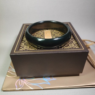 65圈口 天然和田玉格尔木黑青玉手镯平安镯带证书一物一拍 礼盒装