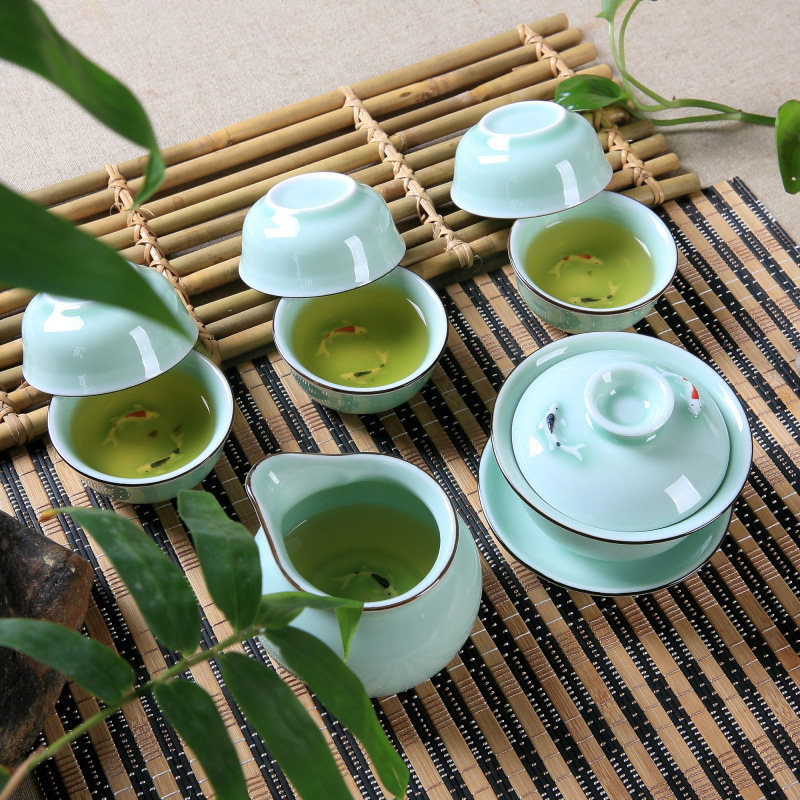 龙泉青瓷功夫茶具套装 浮雕鲤鱼双鱼盖碗陶瓷品茗杯鱼杯