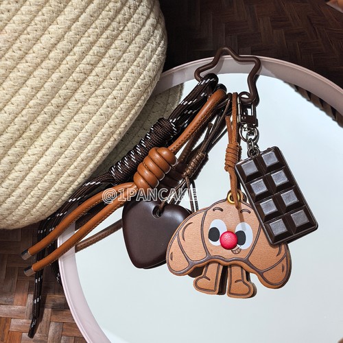 1PANCAKE原创设计小众复古皮质面包挂件钥匙扣包包挂饰情侣礼物