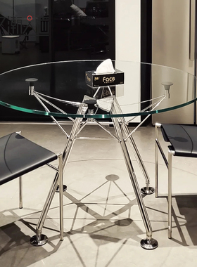 Nomos Table设计师不锈钢圆桌现代简约轻奢家用透明钢化玻璃桌子