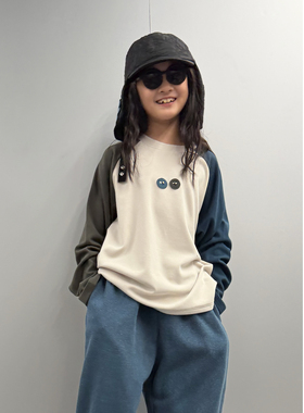 iaiammo丨26 原创新年「表情刺绣章」拼接薄暖男女中大童装长T恤