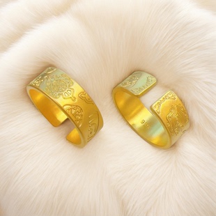 越南沙金錾刻吉言吉祥八宝戒指黄金色珍珠镍开口宽面指环男女镀金