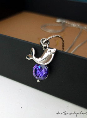 小海豚镶嵌紫色锆石日常短项链