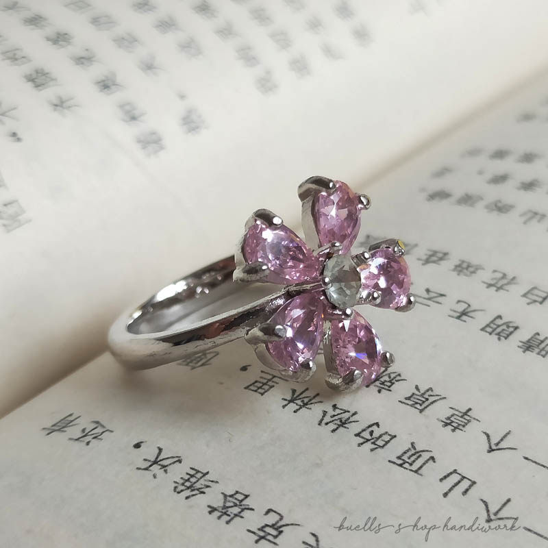 花卉造型爪镶锆石装饰镀金合金戒戒指/指环