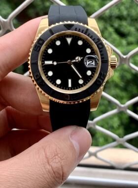 新款金色游艇nh35机芯蓝宝石镜面黑色硅胶表带40mm运动男士机械表