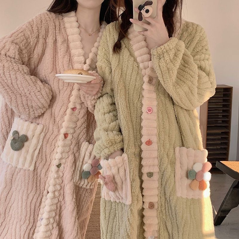 彩虹睡袍女2025秋冬季珊瑚绒睡衣宽松保暖加厚长款甜美开衫居家
