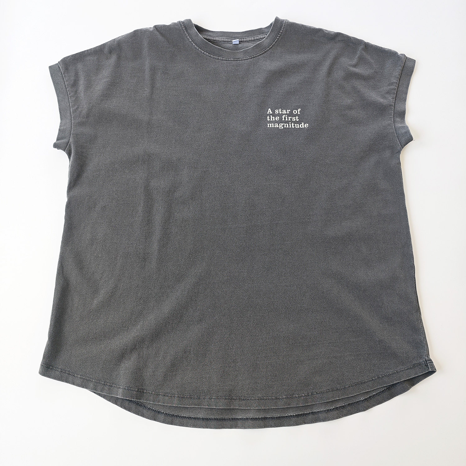 日单深灰水洗做旧复古纯棉百搭小字母印花无袖圆领T恤小衫上衣女