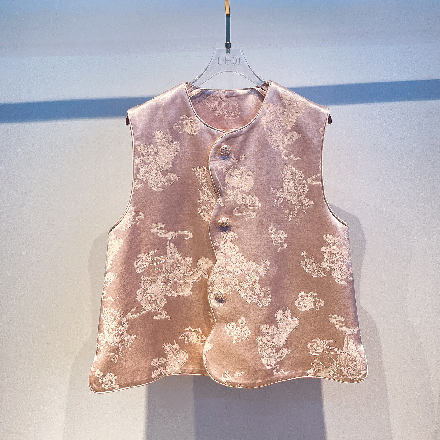 2026春装新款国风圆领百搭波浪边人丝提花水钻叠穿马甲坎肩女