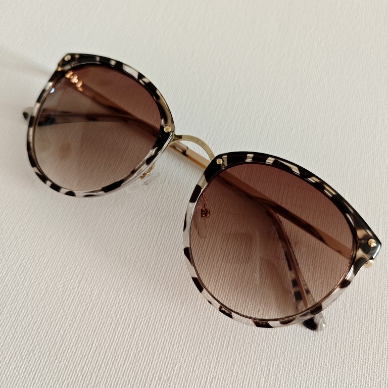 太阳镜四季百搭女士户外豹纹男士文艺墨镜渐变街拍装饰黑色茶色