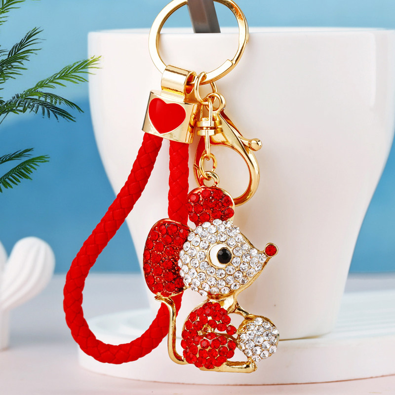 韩国创意可爱水钻抱球小老鼠钥匙扣女包包挂件情侣款钥匙圈小礼品