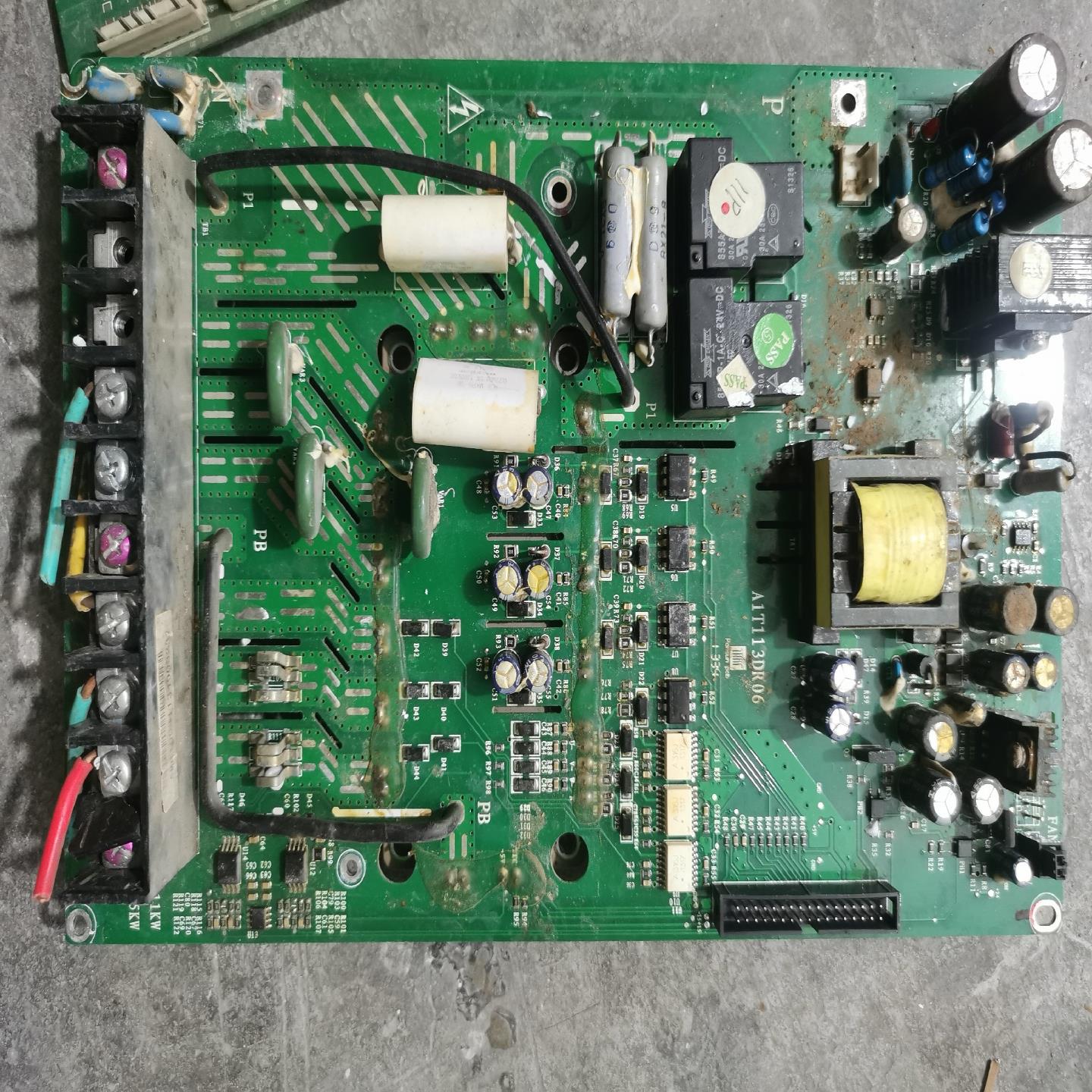 安邦信AMB100 AMB300系列11kw 15kw变频器；议价