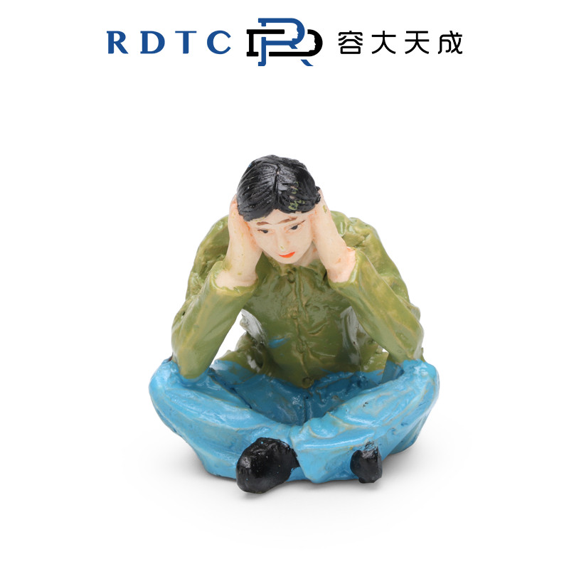容大天成心理咨询沙盘游戏沙具箱庭表情人物模型摆件玩具沉思者