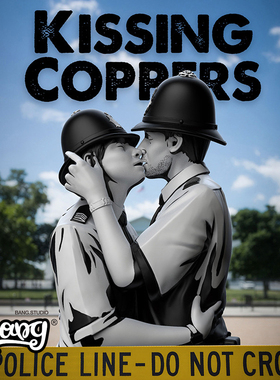 【Bang】现货 MIGHTY JAXX KISSING COPPERS Banksy 班克西 潮玩