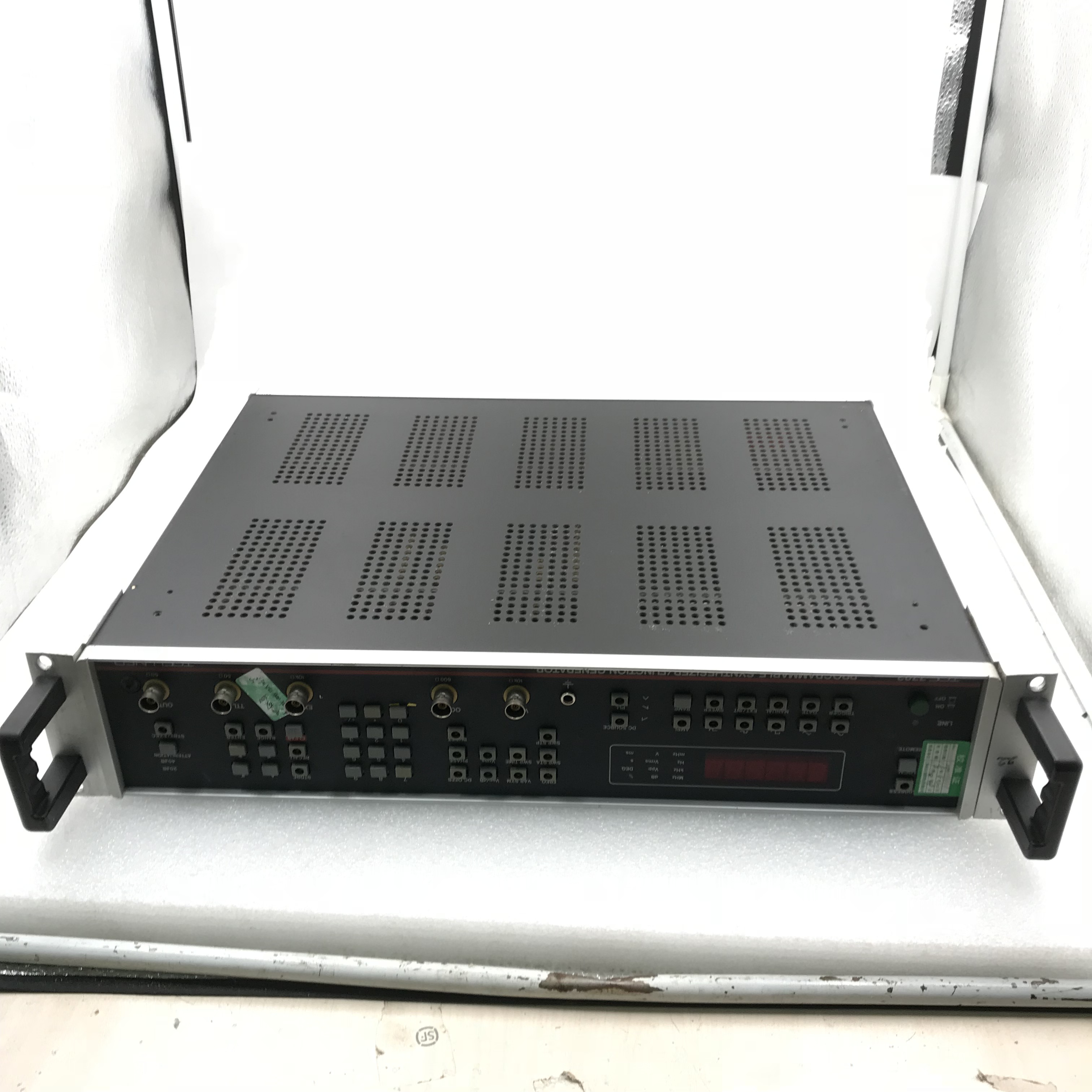 TOELLNER SERIE7720 230V50-60HZ 60VA  实拍