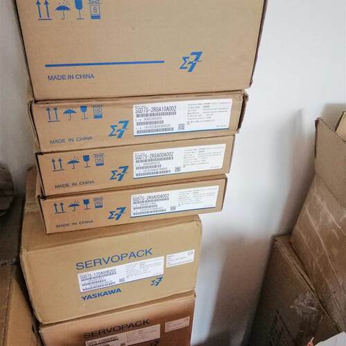 感应器 型号E2EC-C2R5C1 数量4个