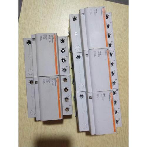 全新巴鲁夫BALLUFF近接开关 BES M12MI-NSC40B-S04G BES0