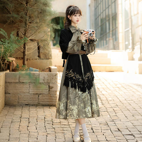 倚梦阁原创鎏金竹影汉服女中国风汉元素新中式披肩连衣裙套装9685