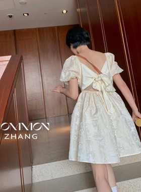 iam静芝芝芝  泡泡袖连衣裙高级感赫本风黑色收腰蝴蝶结裙子61191