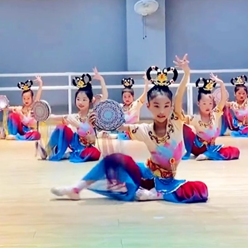 飞天乐鼓演出服敦煌舞蹈服装