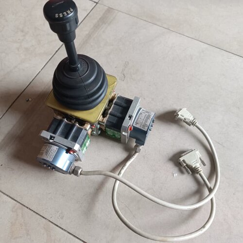 全新SPOBU操作手柄主令控制器港口码头船舶操作手柄实拍现货--议