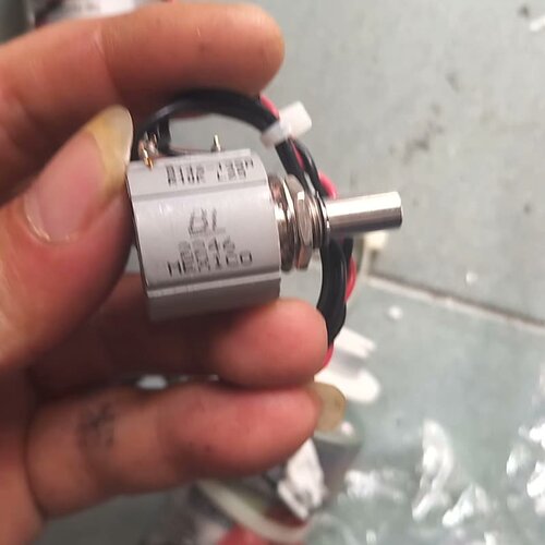BI电位器8146-135A R10K L.25 墨西哥原装--议价商品