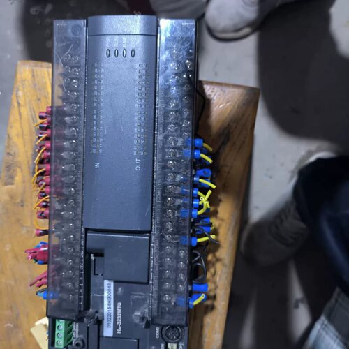 汇川PLC编程控制器 H2U-3232MTQ， 实物拍摄 成--议价商品