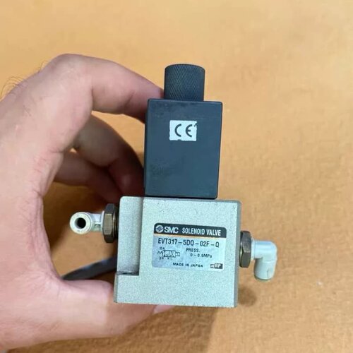 SMC电磁阀 EVT317-5DO-02F-Q，日本原装进口--议价商品