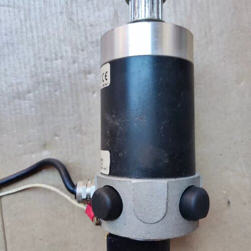 拆机PARVEX电机RS330ER5000 51V 5.9A--议价商品